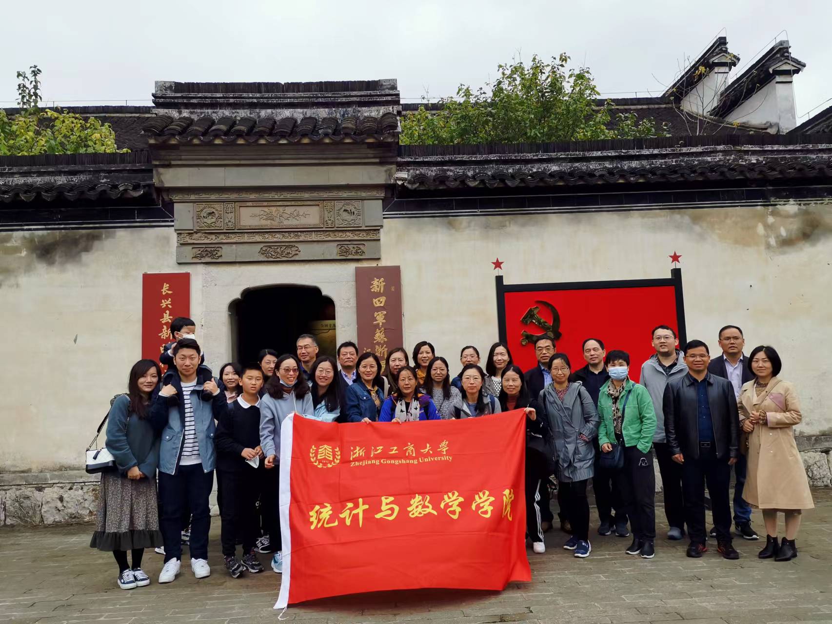 4d2257f26e7c131c4728573fa68353e.jpg 4d2257f26e7c131c4728573fa68353e.jpg